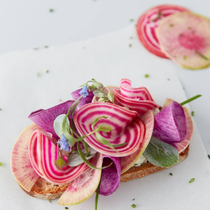 Mon panier de saveurs - tartine printanière de radis asiatique